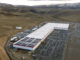 Blick aus der Vogelperspektive aus Teslas Gigafactory 1 in Nevada