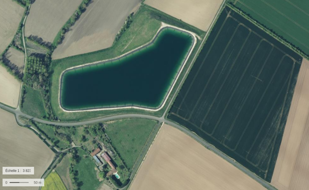 Bassines - Non Merci! Mega-Wasserbecken gefährden Frankreichs labile Grundwasserreserven