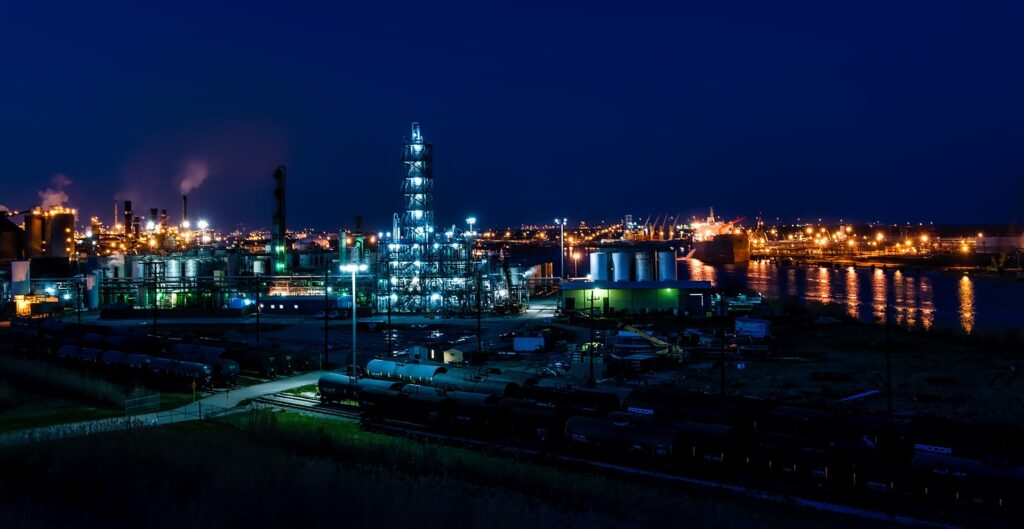Öl-Dorada Port Arthur in Texas:  Die Leidtragenden der Absage an Geldgeber mit sozialer und ökologischer Verantwortung sind die Steuerzahler, auch im US-Bundesstaat Florida (Foto: David Mark / pixabay)
