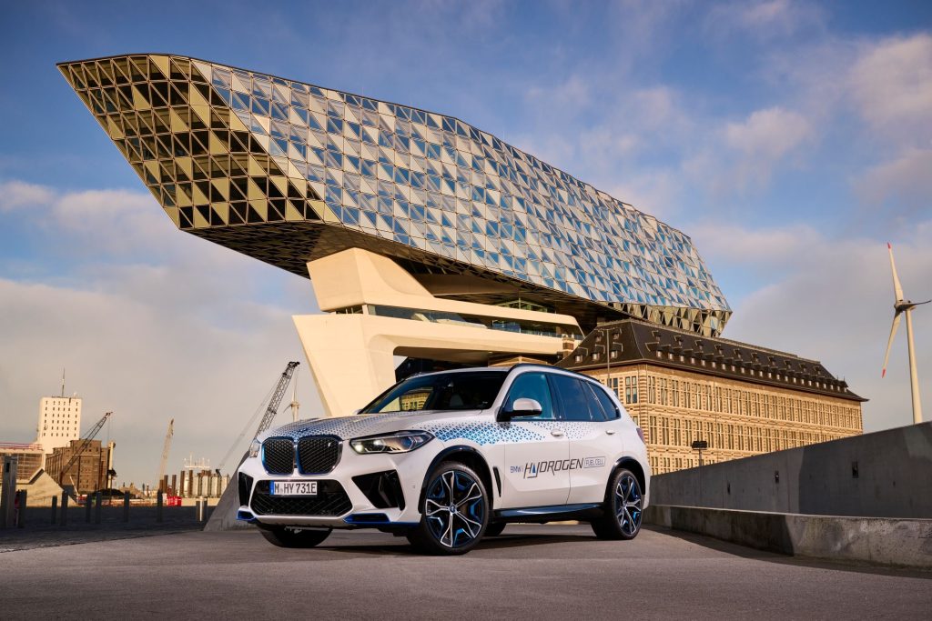 BMW-SUV mit Wasserstoffantrieb: Erst in jedem sechsten neu gekauften SUV arbeitet ein Motor mit geringem CO2-Ausstoß