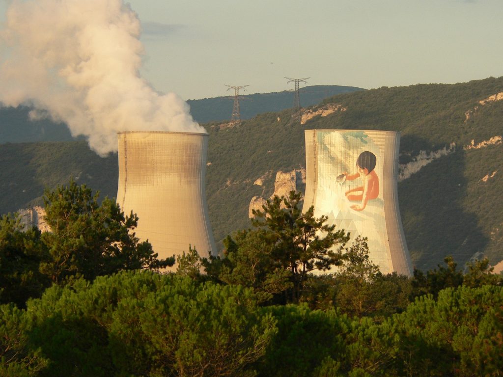 Kernkraftwerk Cruas in der Ardeche Frankreichs Atompark im Altersstress