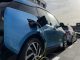 Ladestation für E-Autos, versenkt in einem Bordstein: Masterplan für die Elektromobilität