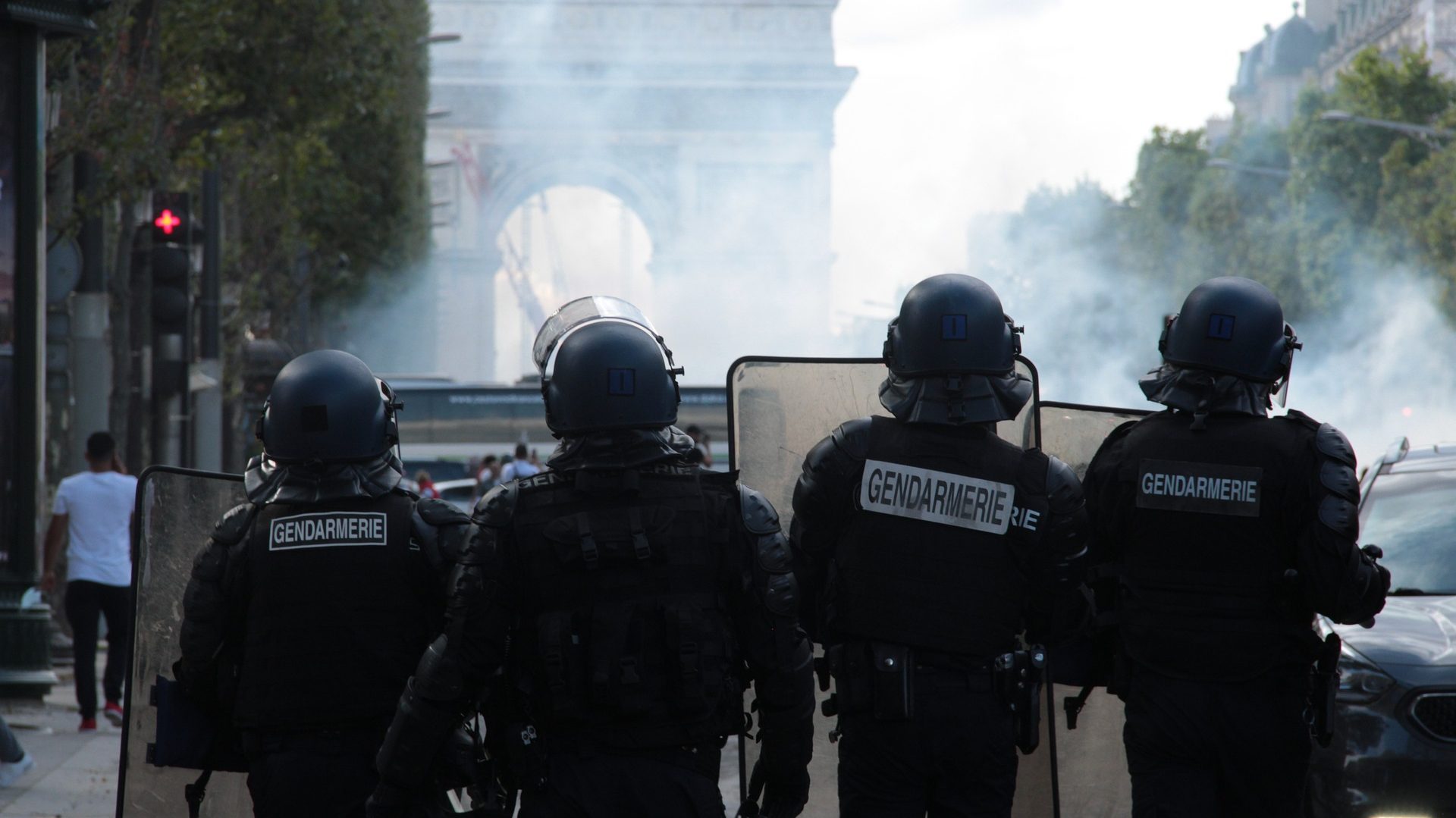 Gendarmerie gegen Protestler Strengere Gesetze gegen militante Atomgegner (Hubert de Thé/Pixabay)