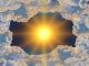 Mittagssonne lugt durch die Wolkendecke - Ampel-Regierung reißt ihre Klimaziele