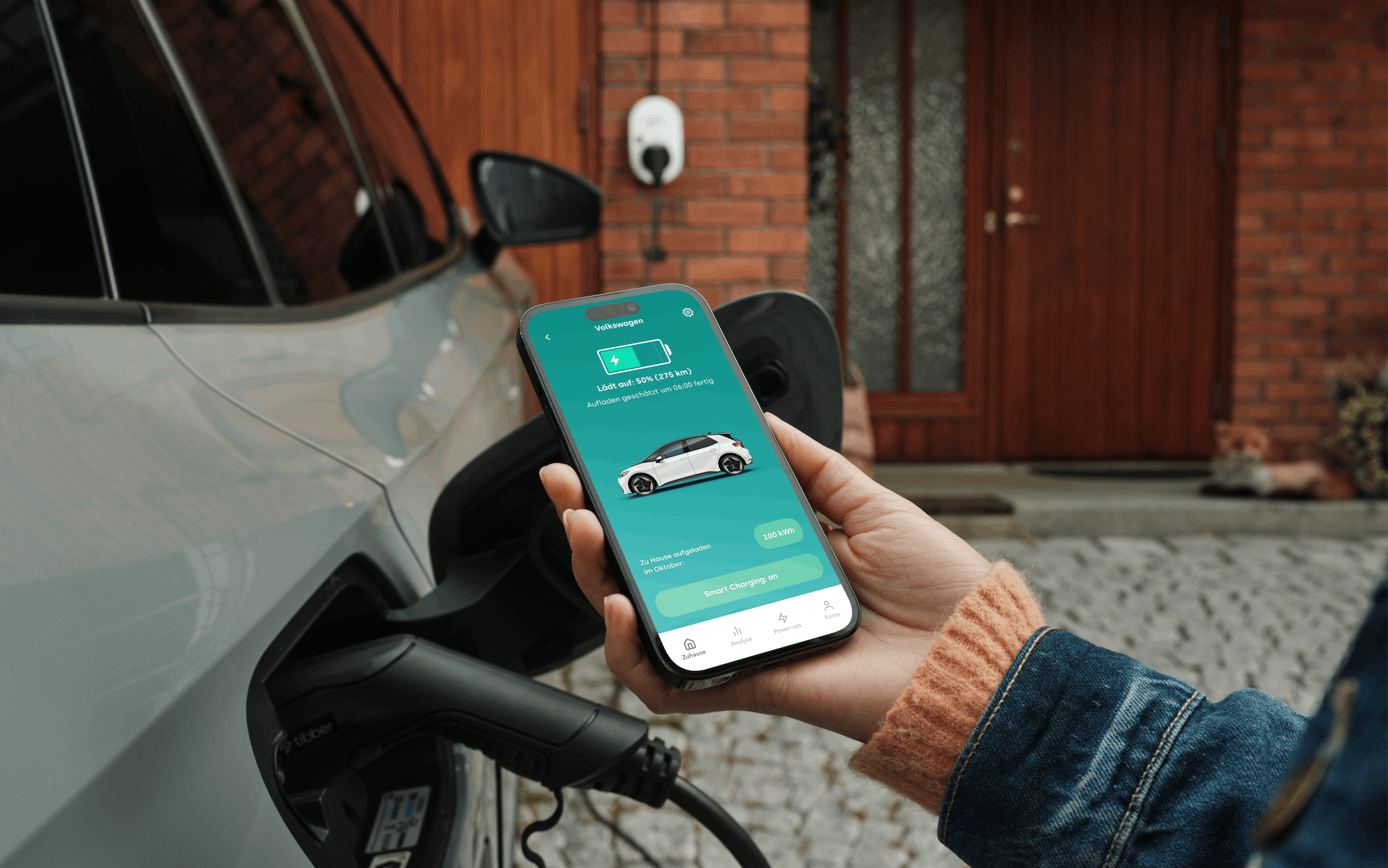 Smartes Laden per App Besitzer von Elektroautos sparen Geld durch Laden von billigem Strom (Tibber)