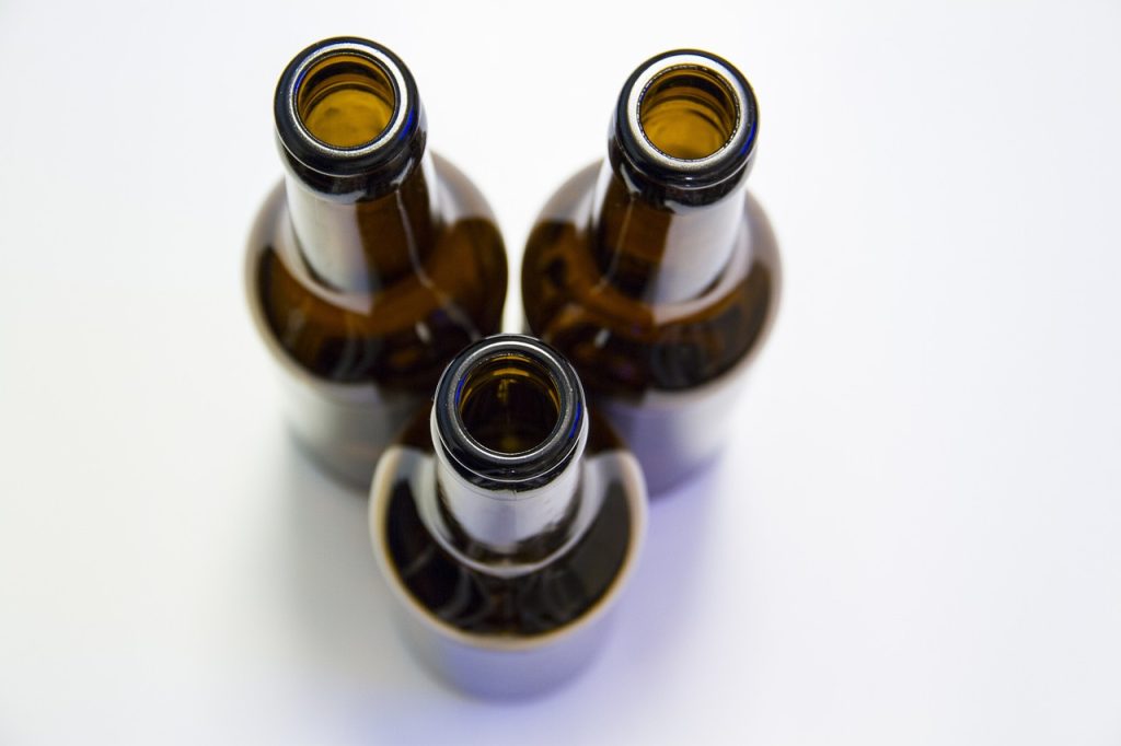 Bierflaschen - Tun's jetzt auch als Weinflasche (Marius Steinke/Pixabay)