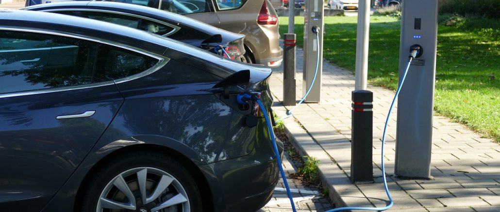 Stromer an Ladesäulen: Ampel verfehlt ihr Ziel bei E-Autos um mindestens sechs Millionen Fahrzeuge