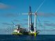 Montage eines Windrads in der Nordsee: saubere Meereswindkraft günstiger als Kohle und Gas