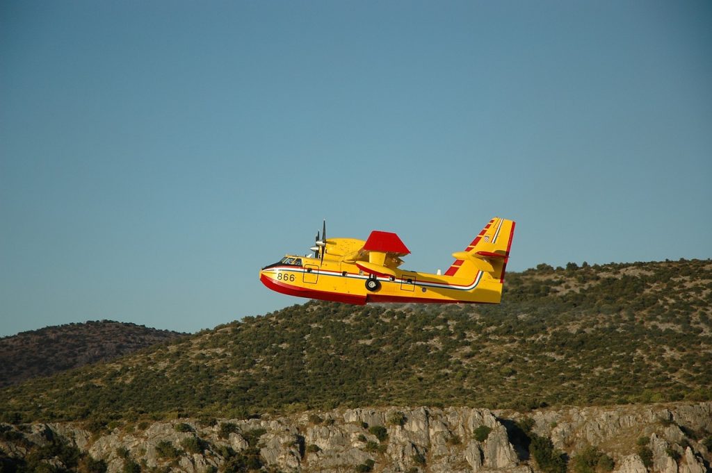 Mehr Löschflugzeuge gegen Waldbrände: Touristen droht extreme Klimasommer 