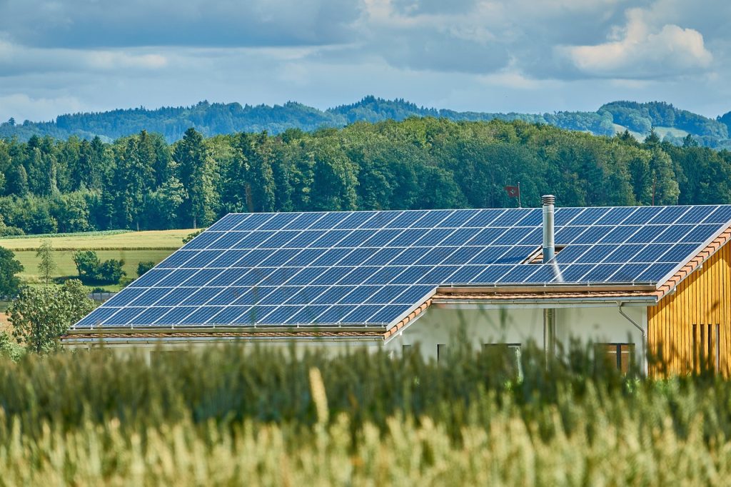 Solarenergie Immer mehr Photovoltaik-Flächen in Deutschland (Roy Buri/Pixabay)